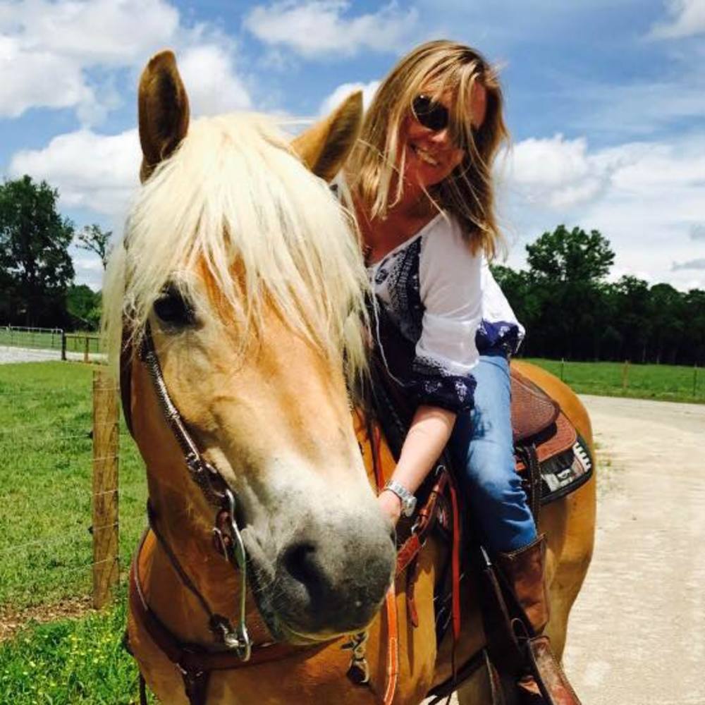 Meet your Posher, Jennifer